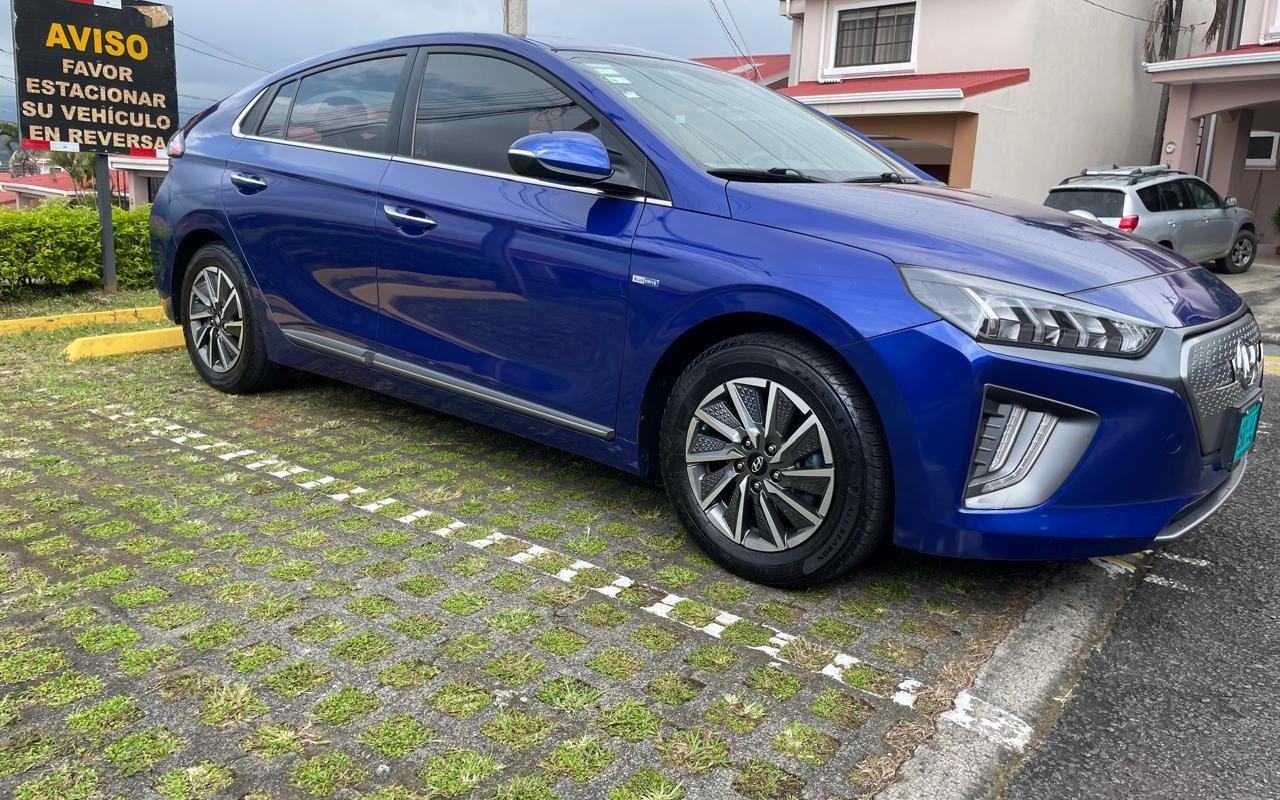 Hyundai Ioniq 2020 Hyundai Ioniq 2020