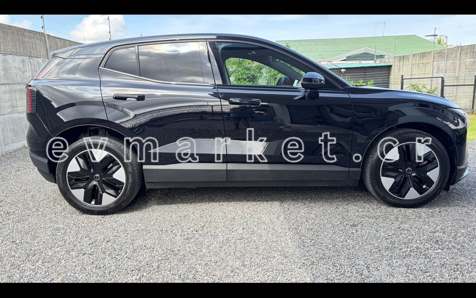 Volvo EX30 2024