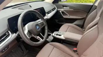 BMW iX1 2025