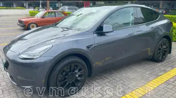 Tesla Model Y 2022