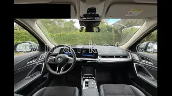 BMW iX1 2024